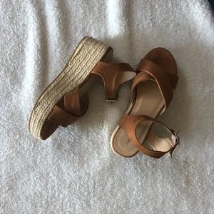 🌻Brown Platform Espiraladas  - Lightly Worn